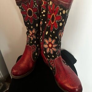 Floral Embroidered Red and Black Heeled Boots